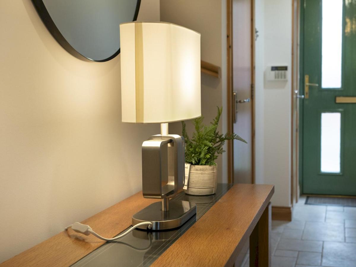 Pass The Keys Lovely 4br W Garden 7 Min From Centre