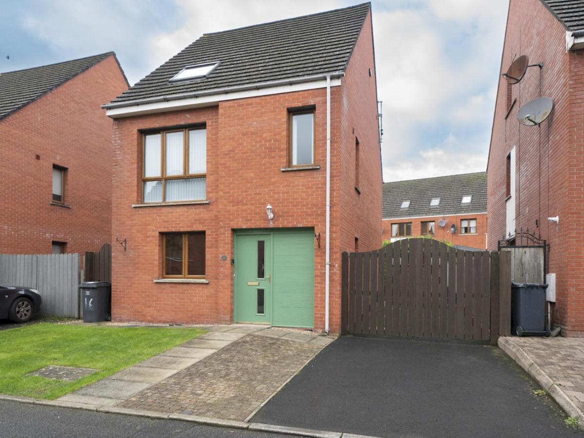 Holiday home Pass The Keys Lovely 4br W Garden 7 Min From Centre Belfast